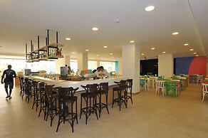 Paradise Park Fun Lifestyle Hotel