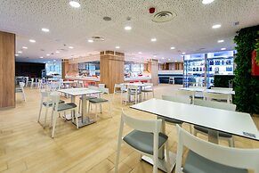 Paradise Park Fun Lifestyle Hotel