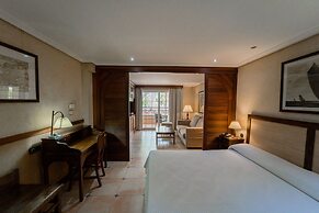 Paradise Park Fun Lifestyle Hotel