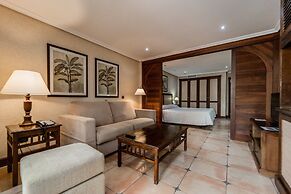 Paradise Park Fun Lifestyle Hotel