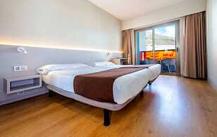 Paradise Park Fun Lifestyle Hotel