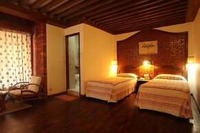 Kantipur Temple House