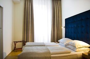 HiLight Suites Hotel