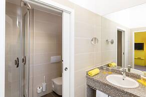 HiLight Suites Hotel