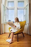 HiLight Suites Hotel