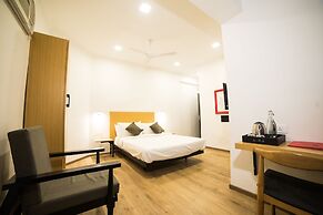 Hotel Highway Residency