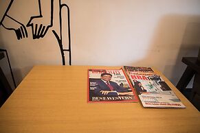 Hotel Highway Residency