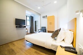 Hotel Highway Residency