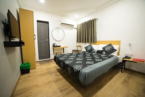 Hotel Highway Residency