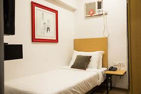 Hotel Highway Residency