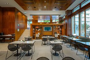 Dom Carlos Liberty Hotel