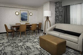 Embassy Suites by Hilton Dulles North Loudoun