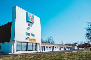 Motel 6 Bellville, OH - Mid Ohio