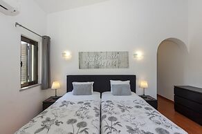 Rocha Brava Village Resort