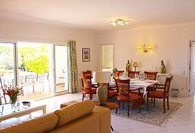 Rocha Brava Village Resort