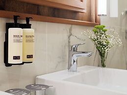 Boutique Hotel H10 Blue Mar - Adults Only