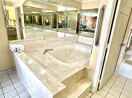 Luxury Inn & Suites Liberty