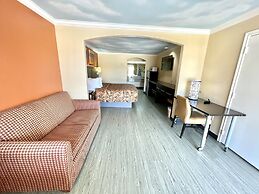 Luxury Inn & Suites Liberty