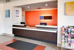 Motel 6 Mount Pleasant, TX