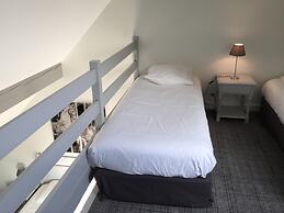 Hotel Le Cardinal Rueil Centre