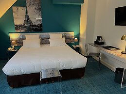 Hotel Le Cardinal Rueil Centre