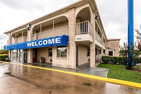 Motel 6 San Antonio, Tx - Frost Bank Center
