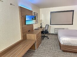 Estherville Hotel & Suites