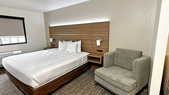 Estherville Hotel & Suites