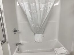 Estherville Hotel & Suites