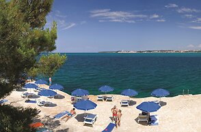 Lanterna Resort