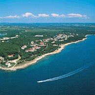 Lanterna Resort