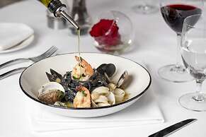 Acqualina Resort & Residences On The Beach