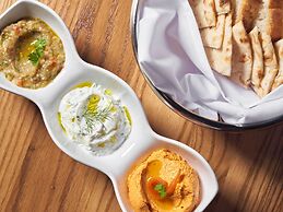 Acqualina Resort & Residences On The Beach