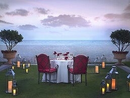 Acqualina Resort & Residences On The Beach