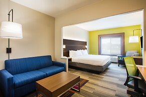 Holiday Inn Express & Suites Cedar City by IHG