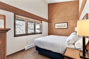 Gold Point Resort Breckenridge by Vacatia