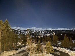 Gold Point Resort Breckenridge by Vacatia