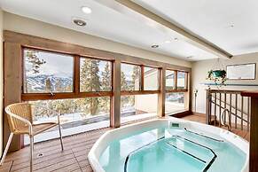 Gold Point Resort Breckenridge by Vacatia