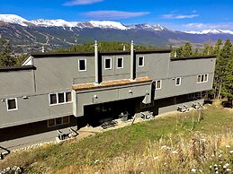 Gold Point Resort Breckenridge by Vacatia