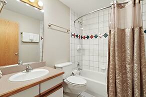 Gold Point Resort Breckenridge by Vacatia