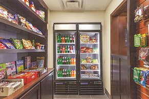 La Quinta Inn & Suites by Wyndham Elizabethtown