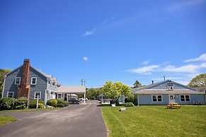 Endless Dunes, A Modern Motel