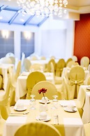 The Athens Mirabello