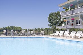 Sun N Sand Resort