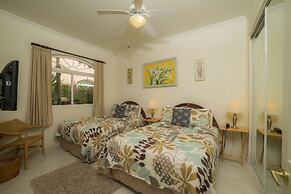 Stay In CR Los Sueños Condos