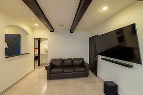 Stay In CR Los Sueños Condos