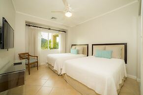 Stay In CR Los Sueños Condos