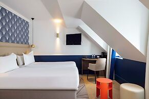 The Augustin