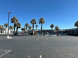 St. George Inn & Suites