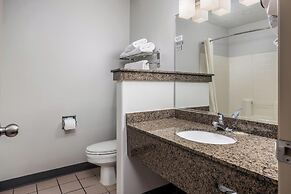 St. George Inn & Suites